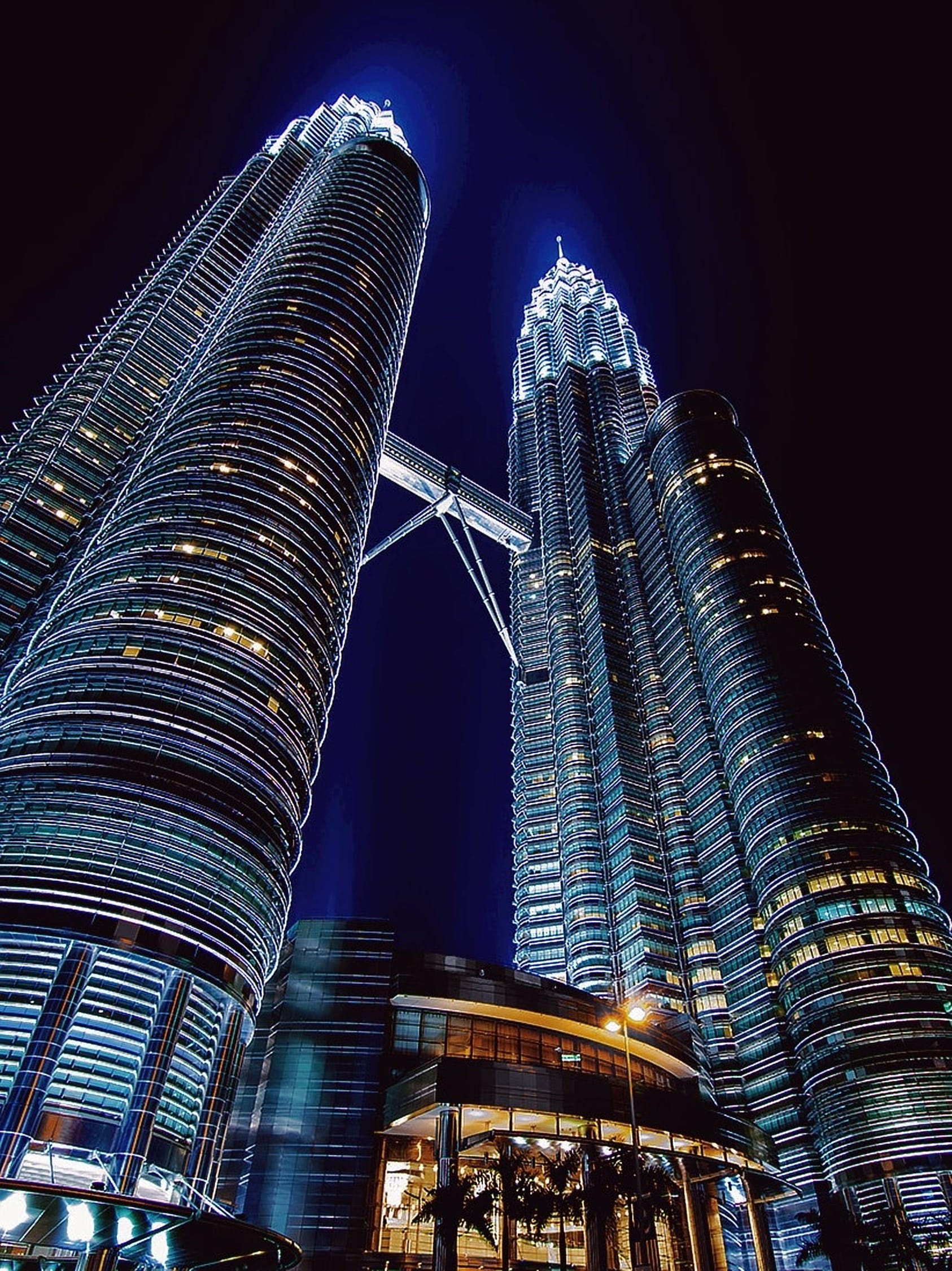 petronas twin towers