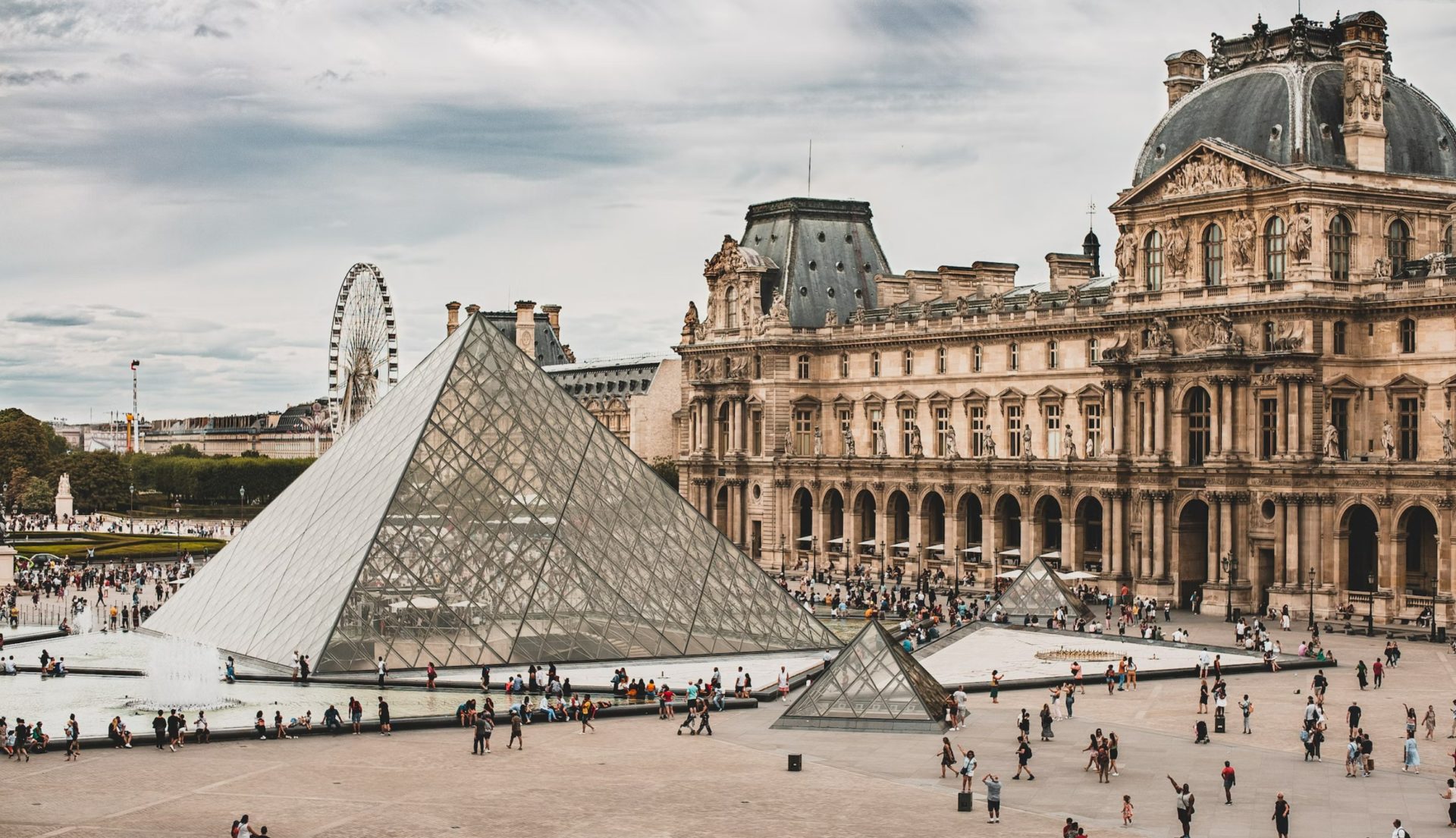 Louvre