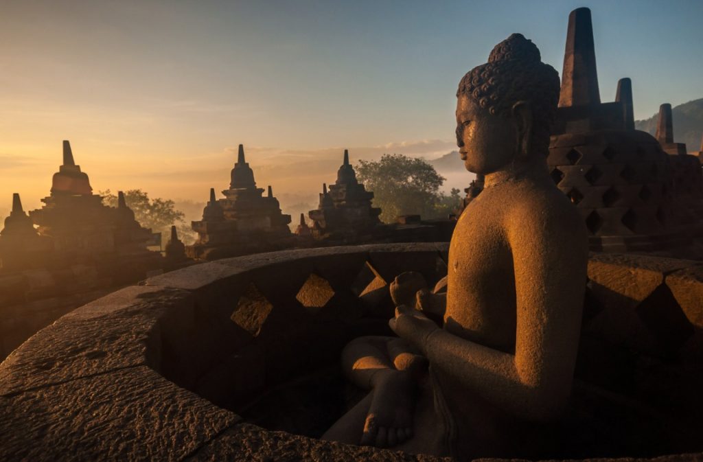 Le Temple Borobudur, Java